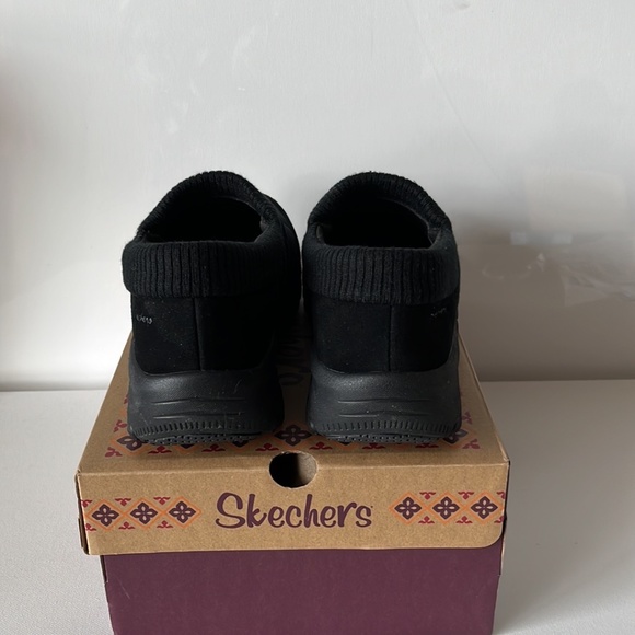 Skechers Easy Going New Road Nylon Water Repellent Slip- Ons - Picture 5 of 6